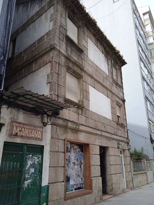 Foto 1 de Edificio en venta en avenida De Balaídos de 262 m²