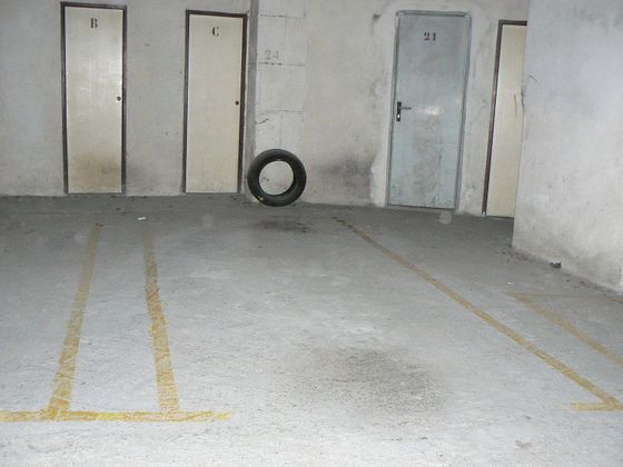 Foto 1 de Garatge en lloguer a As Travesas - Balaídos de 9 m²