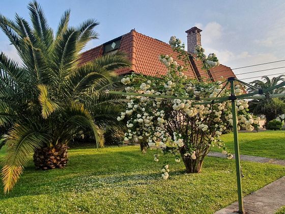 Foto 1 de Xalet en venda a Parbayón de 6 habitacions amb terrassa i garatge