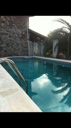 Foto 2 de Venta de casa adosada en Barcenilla - Quijano de 4 habitaciones con terraza y piscina