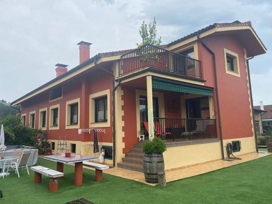 Foto 2 de Casa en venda a Abadiño de 4 habitacions amb terrassa i jardí