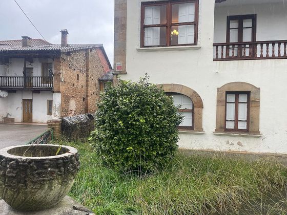 Foto 2 de Chalet en venta en Villaescusa de 4 habitaciones con terraza y jardín