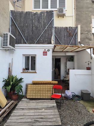 Foto 1 de Venta de piso en Alella de 3 habitaciones con terraza y jardín