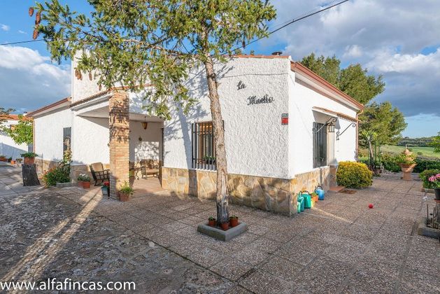 Foto 1 de Venta de chalet en Villaescusa de Haro de 4 habitaciones con piscina y garaje