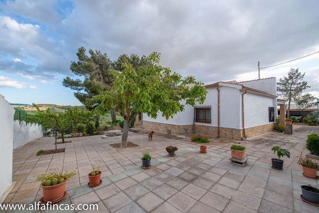 Foto 2 de Venta de chalet en Villaescusa de Haro de 4 habitaciones con piscina y garaje