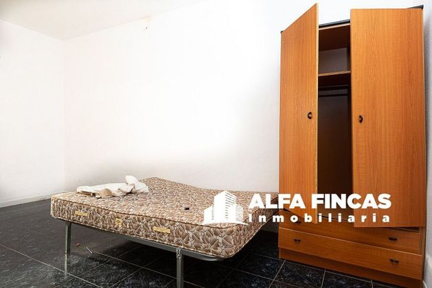Foto 2 de Venta de chalet en Casas de Fernando Alonso de 6 habitaciones con garaje