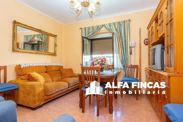 Foto 2 de Casa en venda a Villarrobledo de 3 habitacions amb terrassa
