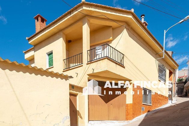Foto 1 de Venta de chalet en Villarejo de Fuentes de 4 habitaciones con terraza y garaje