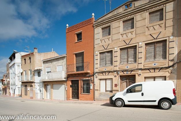 Foto 1 de Xalet en venda a calle Padre Blanco de 6 habitacions amb garatge i jardí