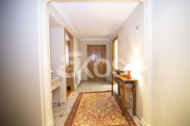 Foto 2 de Chalet en venta en Aramaio de 4 habitaciones con terraza y garaje
