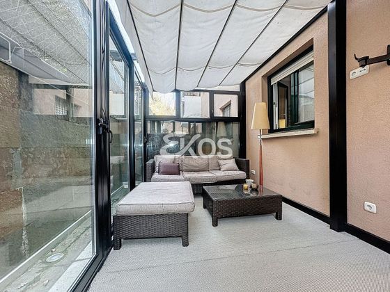 Foto 2 de Pis en venda a Eskoriatza de 3 habitacions amb terrassa i balcó