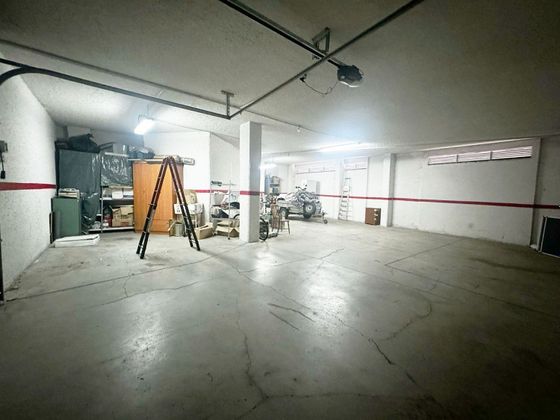 Foto 2 de Garaje en venta en Aretxabaleta de 117 m²