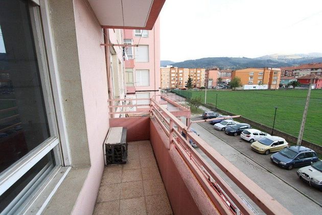 Foto 2 de Pis en venda a calle Trabajadores de Authi de 3 habitacions amb terrassa i balcó