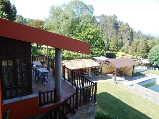 Foto 1 de Venta de chalet en Dorneda de 5 habitaciones con terraza y piscina