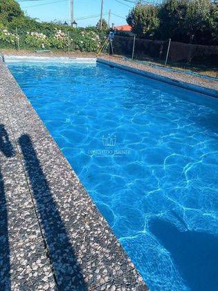Foto 2 de Chalet en venta en Cambre de 9 habitaciones con terraza y piscina