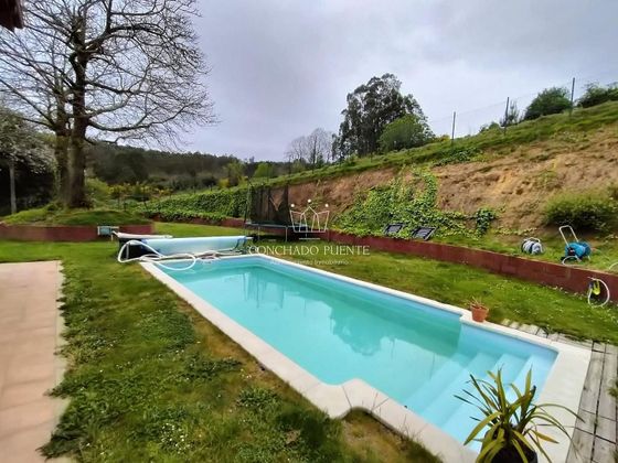 Foto 2 de Xalet en venda a Arteixo de 4 habitacions amb piscina i garatge