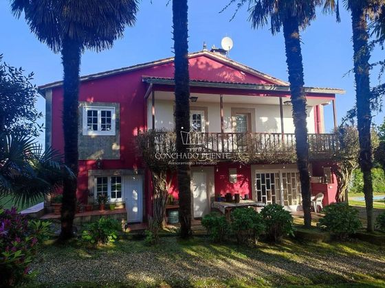 Foto 1 de Casa en venda a Bergondo de 5 habitacions amb terrassa i piscina