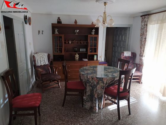 Foto 2 de Casa en venta en Chinchilla de Monte-Aragón de 3 habitaciones con terraza y balcón