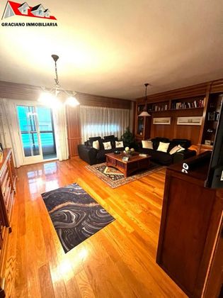 Foto 1 de Pis en venda a Carretas - Huerta de Marzo - La Pajarita de 4 habitacions amb garatge i balcó