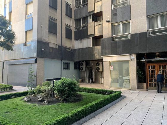 Foto 2 de Piso en venta en avenida Condesa de Sagasta de 4 habitaciones con terraza y garaje