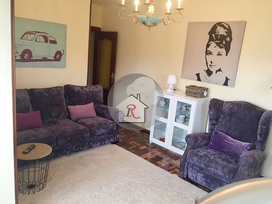 Foto 2 de Pis en lloguer a El Bibio - Parque de 1 habitació amb mobles i calefacció