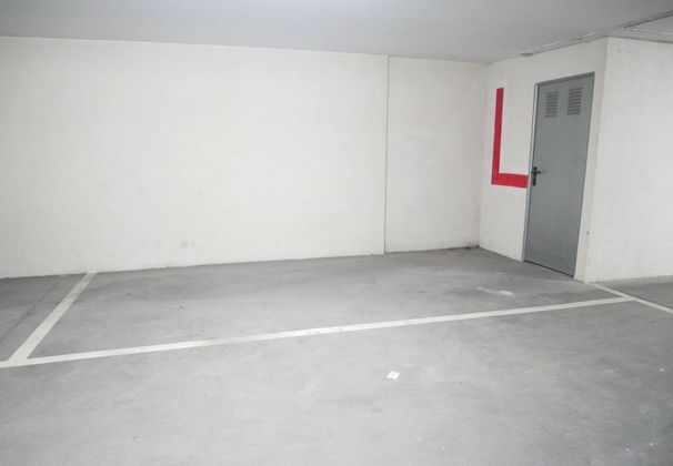 Foto 1 de Venta de garaje en Basauri de 12 m²