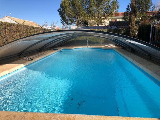 Foto 1 de Xalet en venda a Alcázar de San Juan de 2 habitacions amb terrassa i piscina