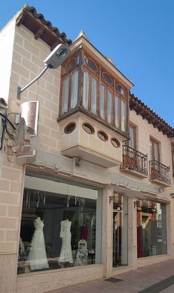 Foto 1 de Xalet en venda a Alcázar de San Juan de 4 habitacions amb terrassa i piscina