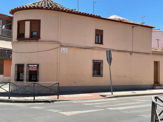 Foto 1 de Casa adossada en venda a Alcázar de San Juan de 5 habitacions amb calefacció