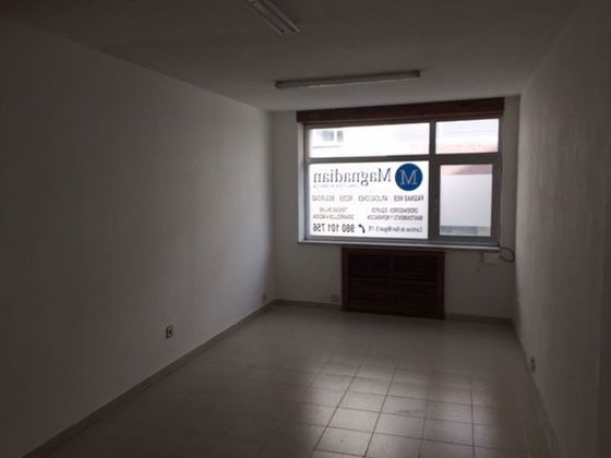 Foto 1 de Oficina en lloguer a calle Cortinas de San Miguel de 31 m²