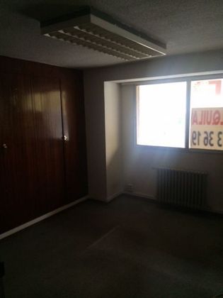 Foto 2 de Alquiler de oficina en calle Victor Gallego con calefacción