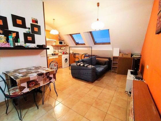 Foto 1 de Pis en venda a Canido de 4 habitacions amb garatge i calefacció