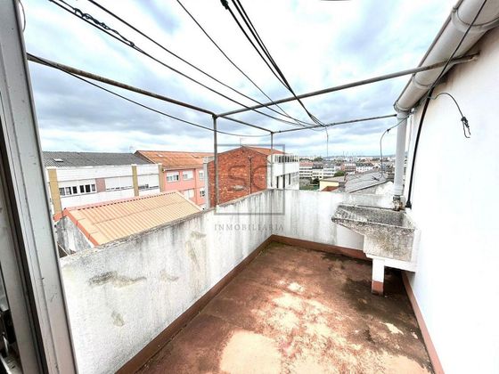 Foto 1 de Venta de piso en A Gándara de 4 habitaciones con terraza