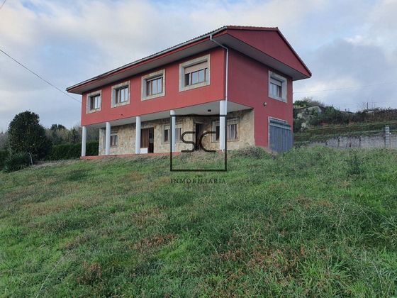 Foto 1 de Xalet en venda a Cesuras de 6 habitacions amb terrassa i calefacció