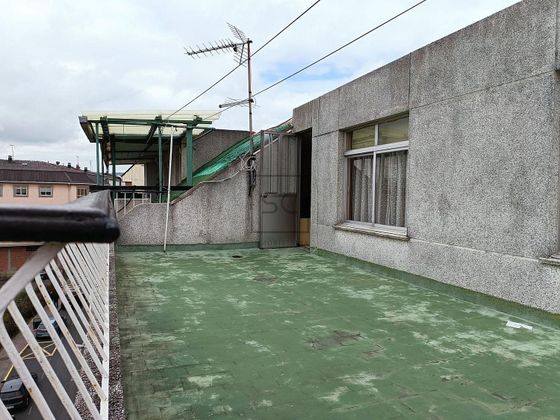Foto 2 de Ático en venta en Piñeiros- Freixeiro de 2 habitaciones con terraza