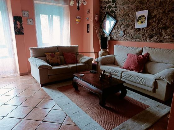 Foto 1 de Xalet en venda a Sedes - Pedroso - Doso de 3 habitacions amb jardí i calefacció