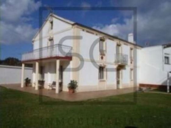 Foto 1 de Casa adossada en venda a Valdoviño de 5 habitacions amb terrassa i garatge