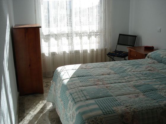 Foto 2 de Piso en venta en Larache de 2 habitaciones con terraza y aire acondicionado