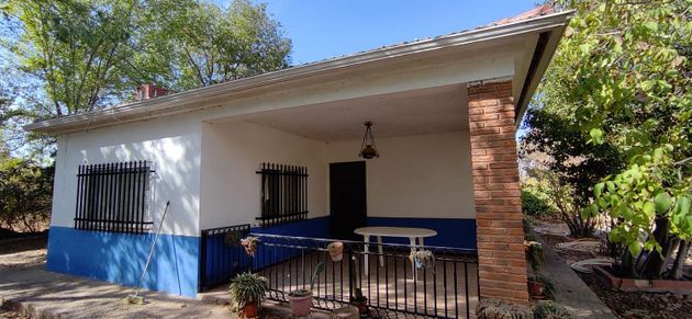 Foto 2 de Xalet en venda a calle Era de Emparvar Mieses de 3 habitacions amb piscina i jardí