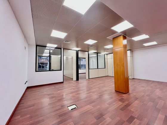 Foto 2 de Oficina en alquiler en calle Alarcos de 125 m²