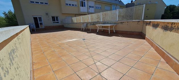 Foto 2 de Piso en venta en Ituero y Lama de 3 habitaciones con terraza y piscina