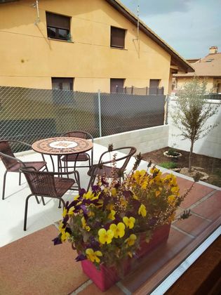 Foto 1 de Casa en venda a Zarzuela del Monte de 2 habitacions amb terrassa i jardí