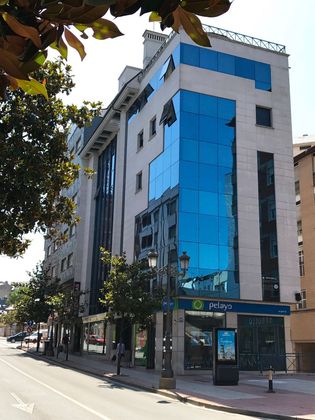 Foto 2 de Alquiler de oficina en avenida De la Puebla con ascensor