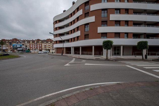Foto 1 de Local en venda a Villaviciosa - Amandi de 294 m²