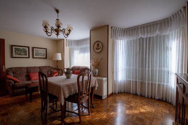 Foto 1 de Pis en venda a Villaviciosa - Amandi de 3 habitacions amb calefacció i ascensor