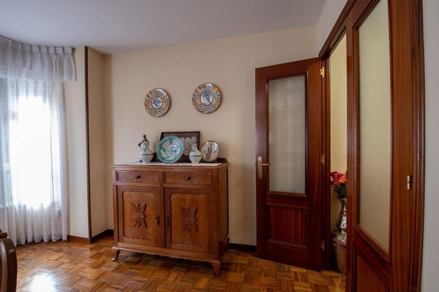 Foto 2 de Pis en venda a Villaviciosa - Amandi de 3 habitacions amb calefacció i ascensor