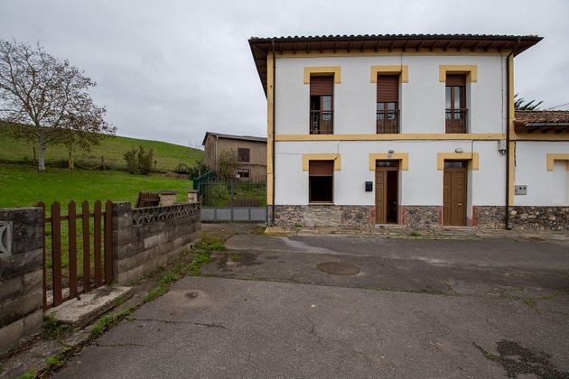 Foto 1 de Casa en venda a Villaviciosa - Amandi de 2 habitacions amb terrassa i calefacció
