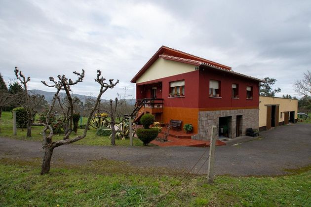 Foto 1 de Xalet en venda a Parroquias suroccidentales de 3 habitacions amb terrassa i garatge