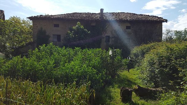 Foto 2 de Casa rural en venda a Amorebieta-Etxano de 5 habitacions i 617 m²