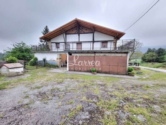 Foto 1 de Casa rural en venda a Amorebieta-Etxano de 5 habitacions amb terrassa i garatge